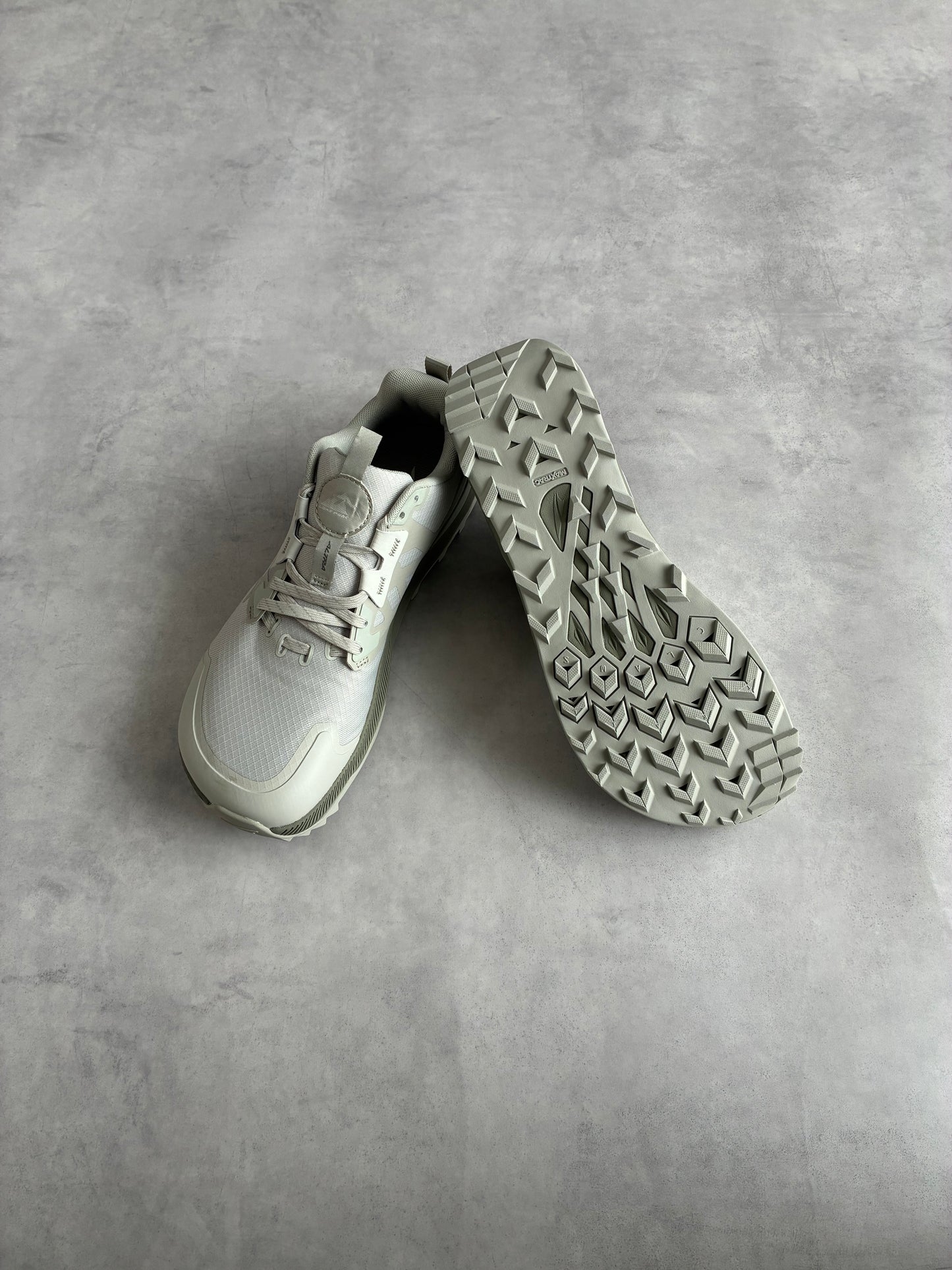ALTRA / アルトラ  M LONE PEAK 7 【New Old Stock】