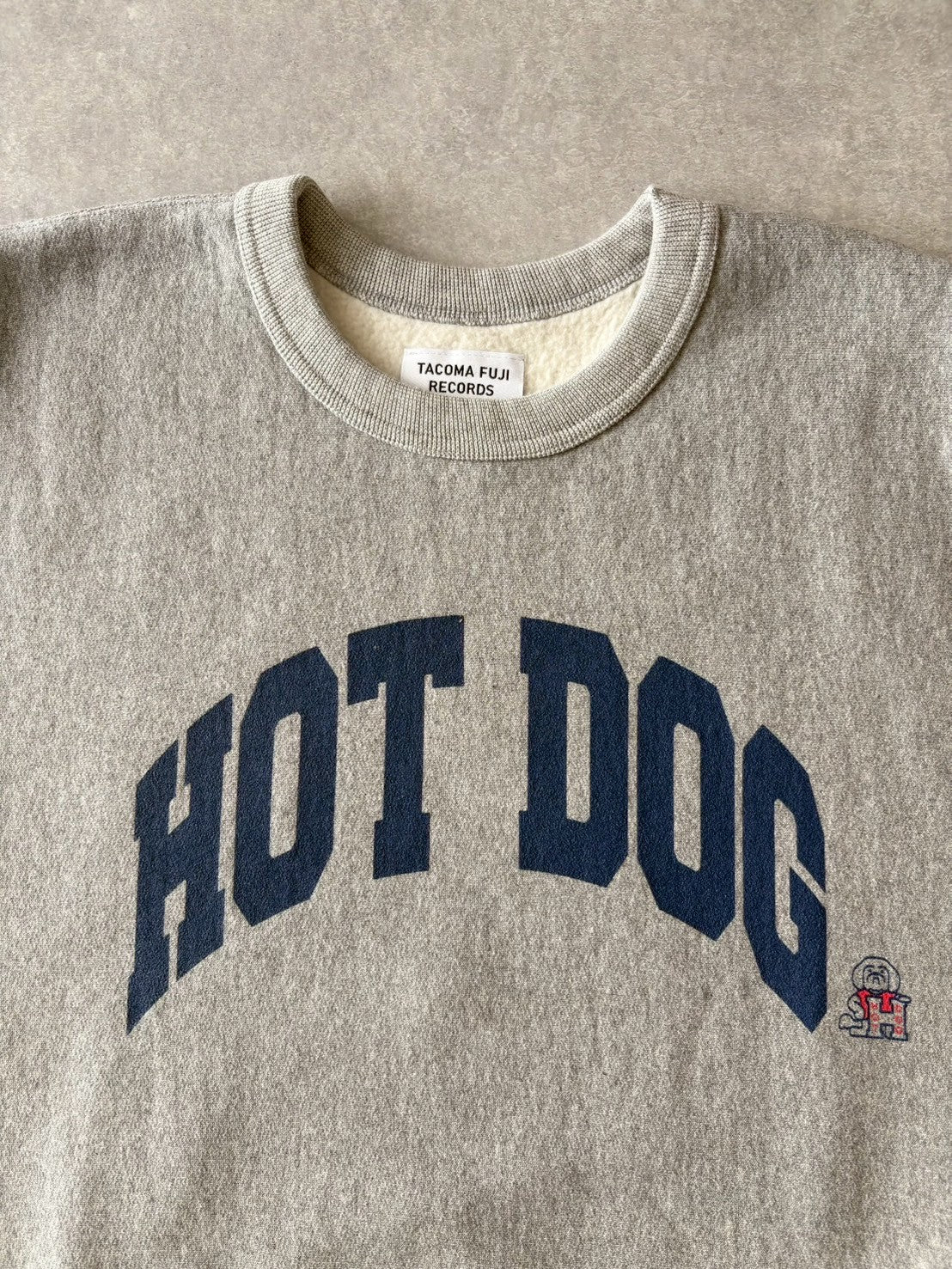 TACOMA FUJI RECORDS / タコマフジレコード HOT DOG COLLEGE LOGO SWEATSHIRT  designed by Shuntaro Watanabe【New Old Stock】