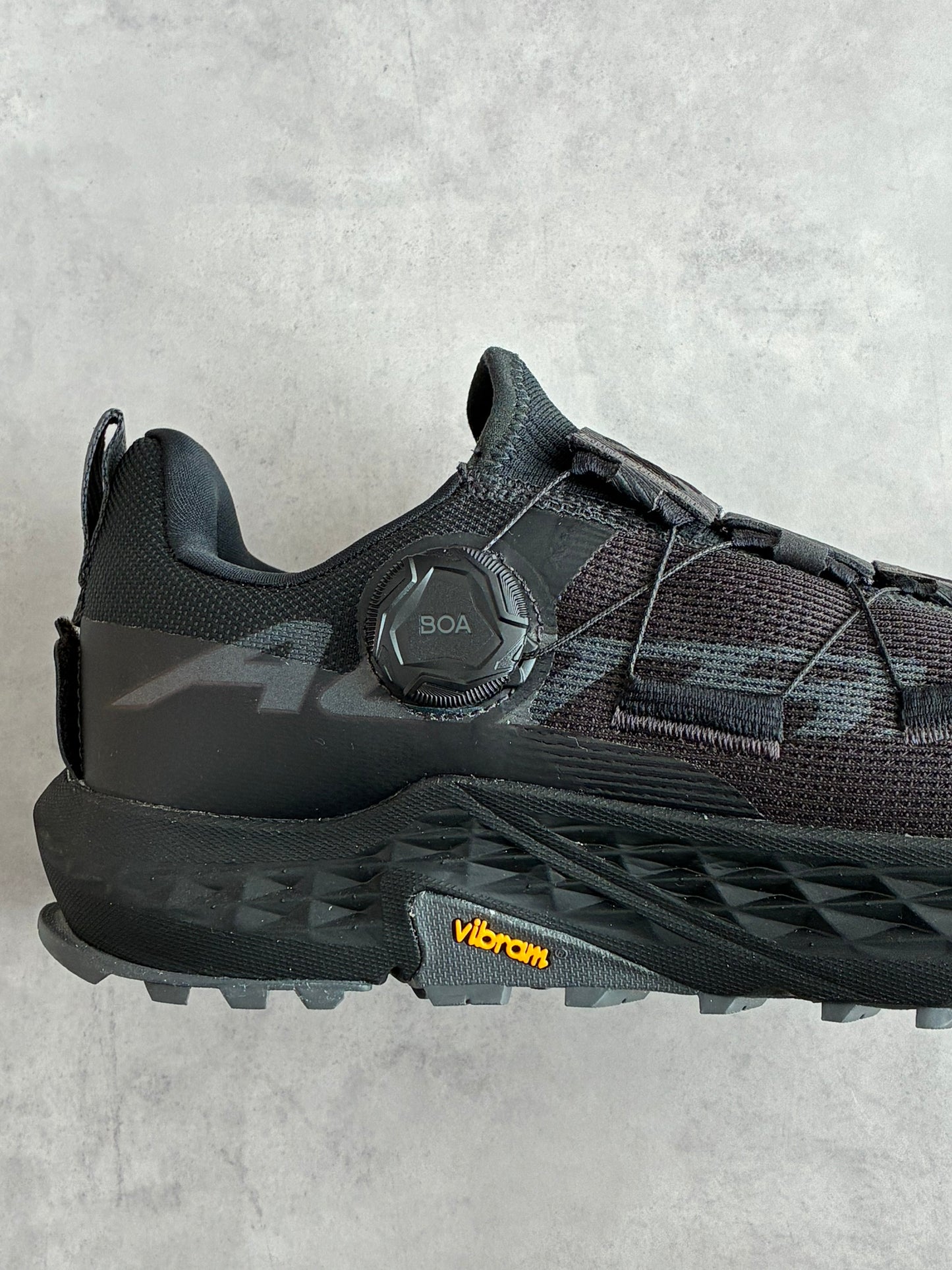 ALTRA / アルトラ TIMP 5 BOA【New Old Stock】
