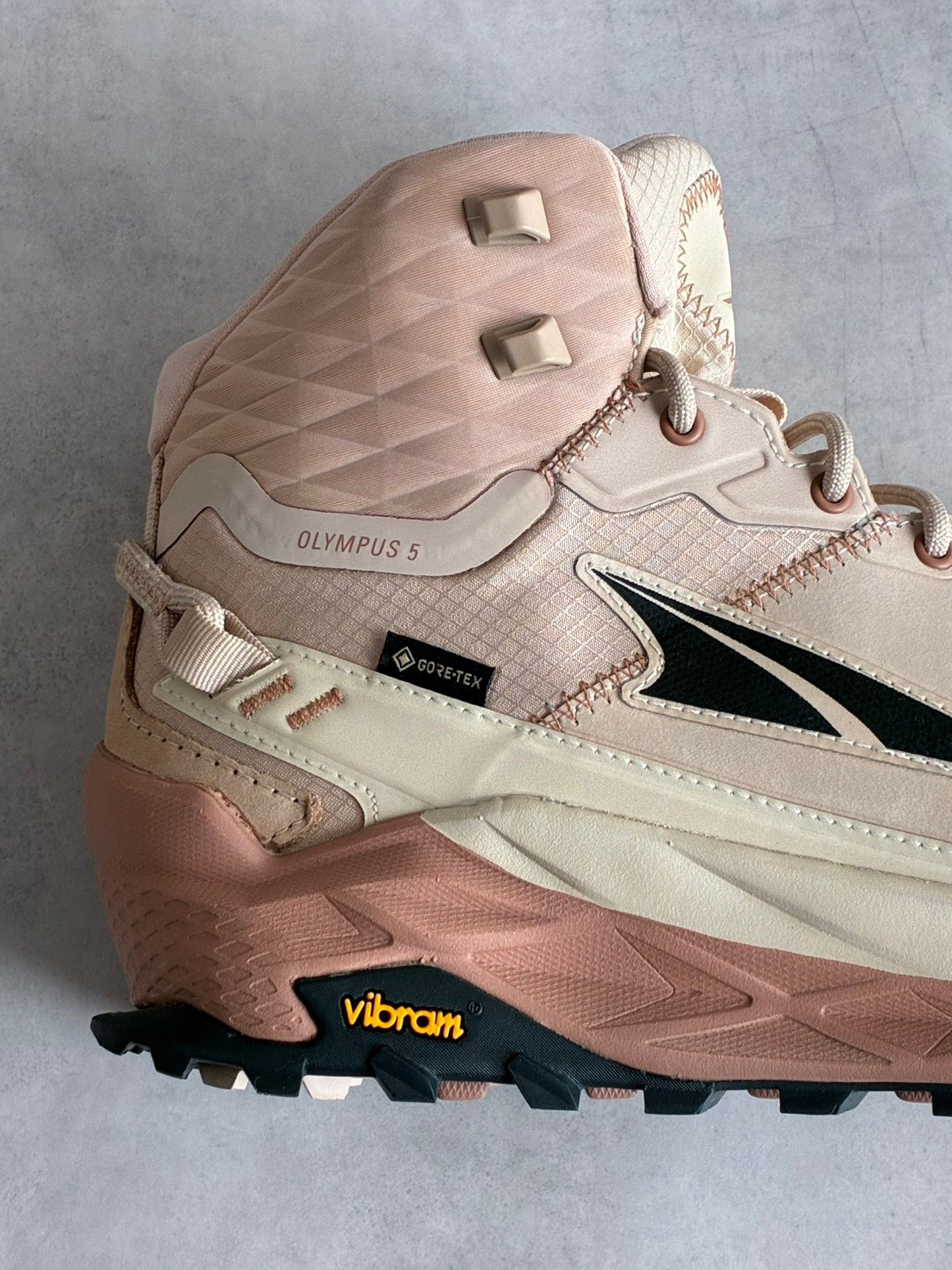 ALTRA / アルトラ  M OLYMPUS 5 HIKE MID GTX 【New Old Stock】